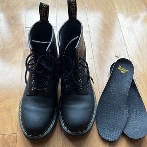 Brand new Dr Martens insulated with a grip sole for winter. Size 9 US ladies.